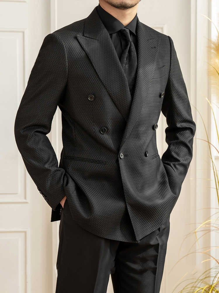 Men’s Textured Style Black Plaid Suit