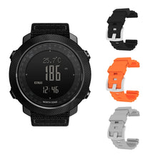 NORTH EDGE Men’s 50M Waterproof Military Watch