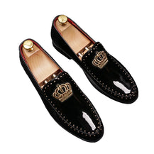 Men’s Stylish Crown Embroidered Patent Leather Shoes