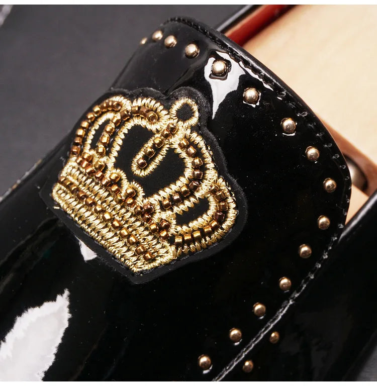 Men’s Stylish Crown Embroidered Patent Leather Shoes