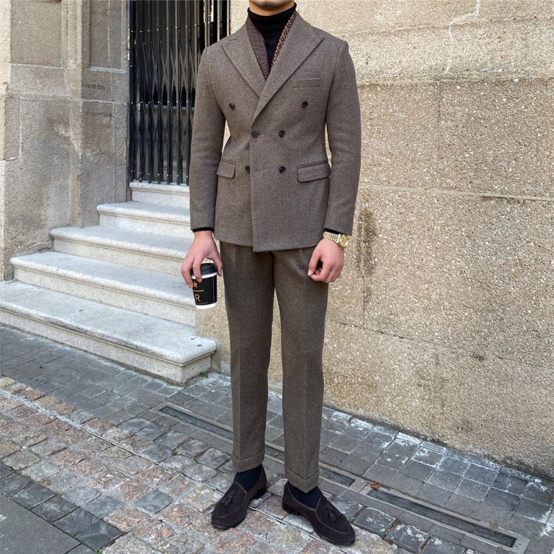 Men’s Classic Houndstooth Double-Breasted Suit