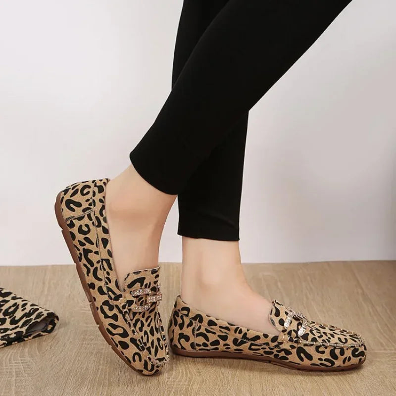 Women’s Leopard Print Leather Shoes