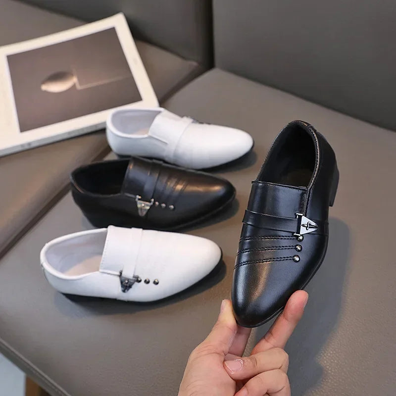 Kids' Soft Leather Low-heeled Board Shoes