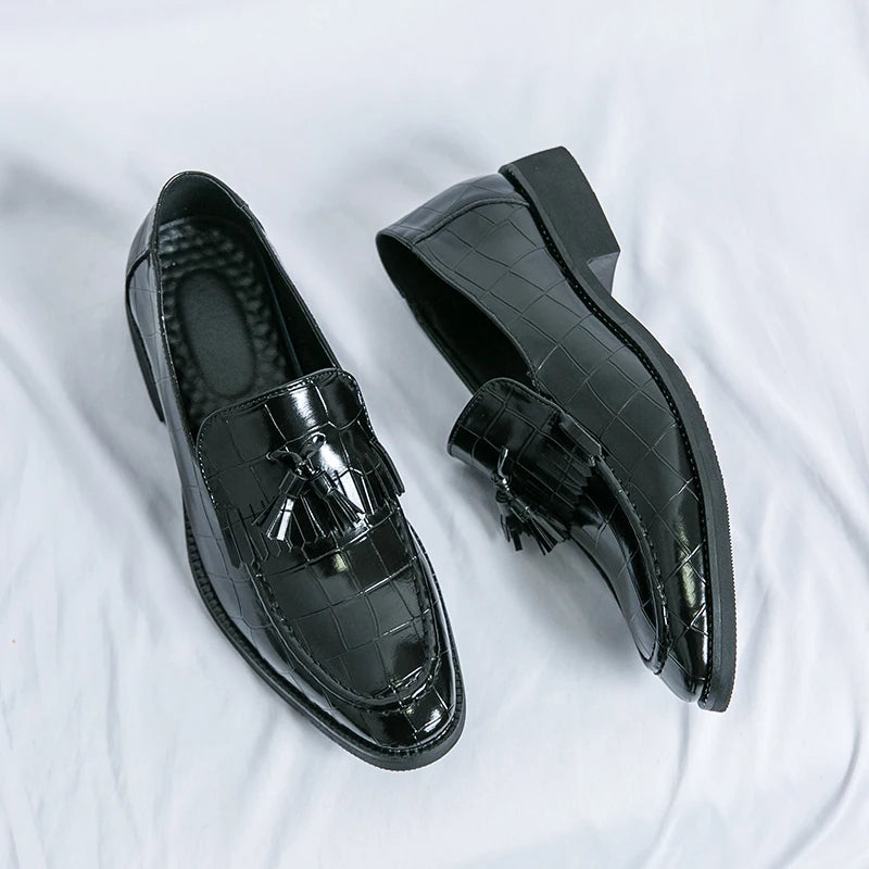 Men’s Flexible Casual Loafers for Office