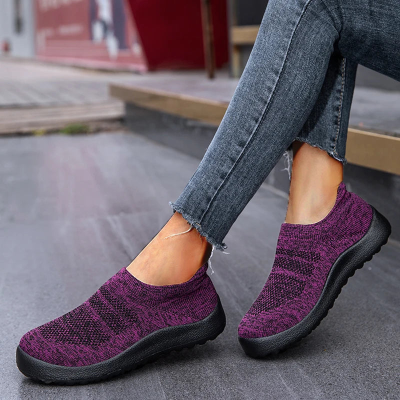 Lightweight Soft Sneakers For Women