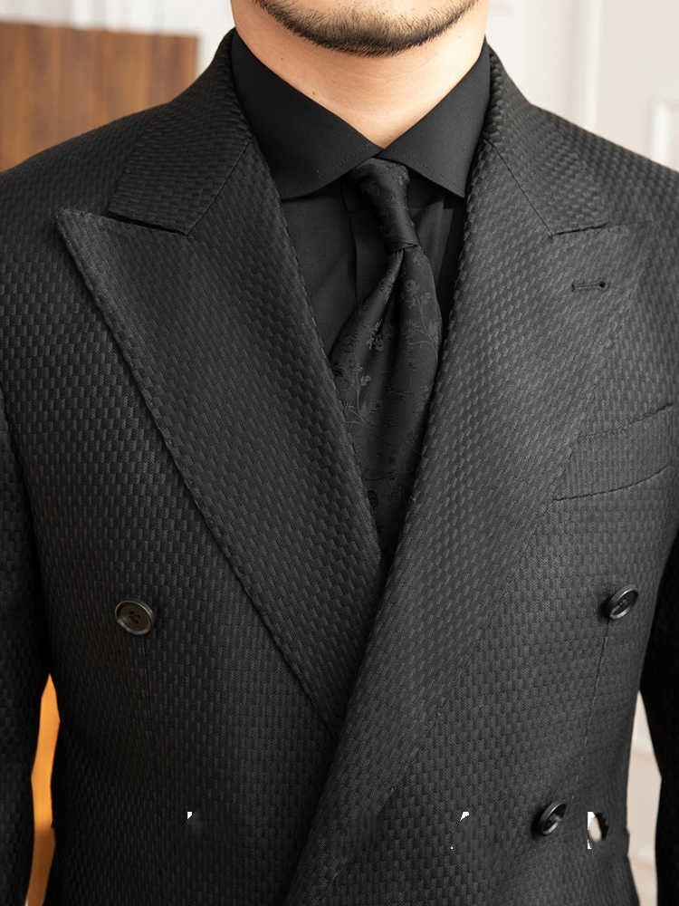 Men’s Textured Style Black Plaid Suit