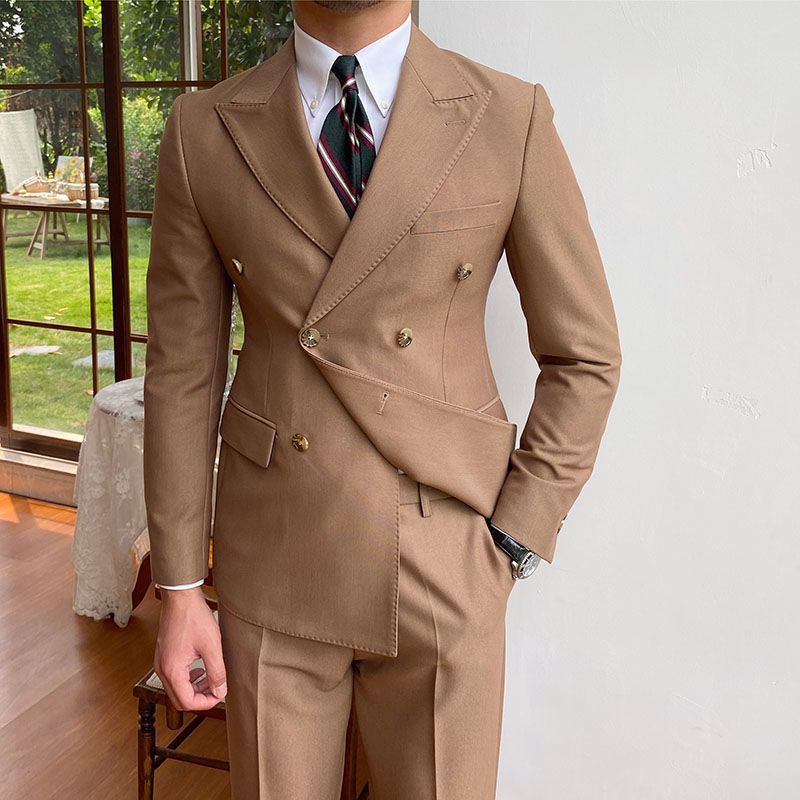 Men’s Fashionable Double-Breasted Suit