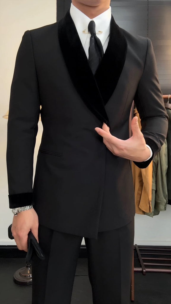 Elegant Sheffield Velvet Blazer for Men